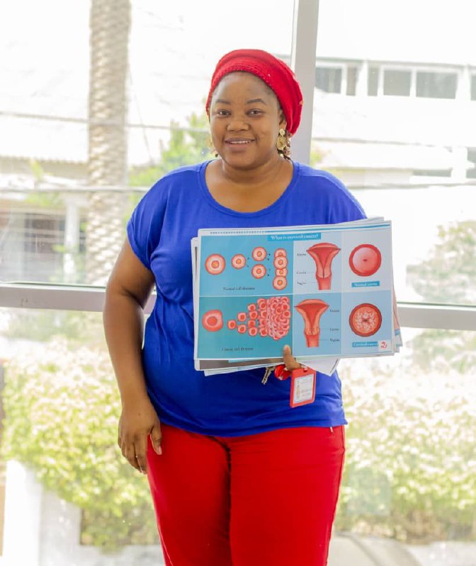 Sage-femme Leslie en campagne de senibilisation